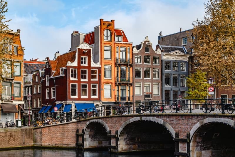 Dating in Amsterdam - HotMatcher